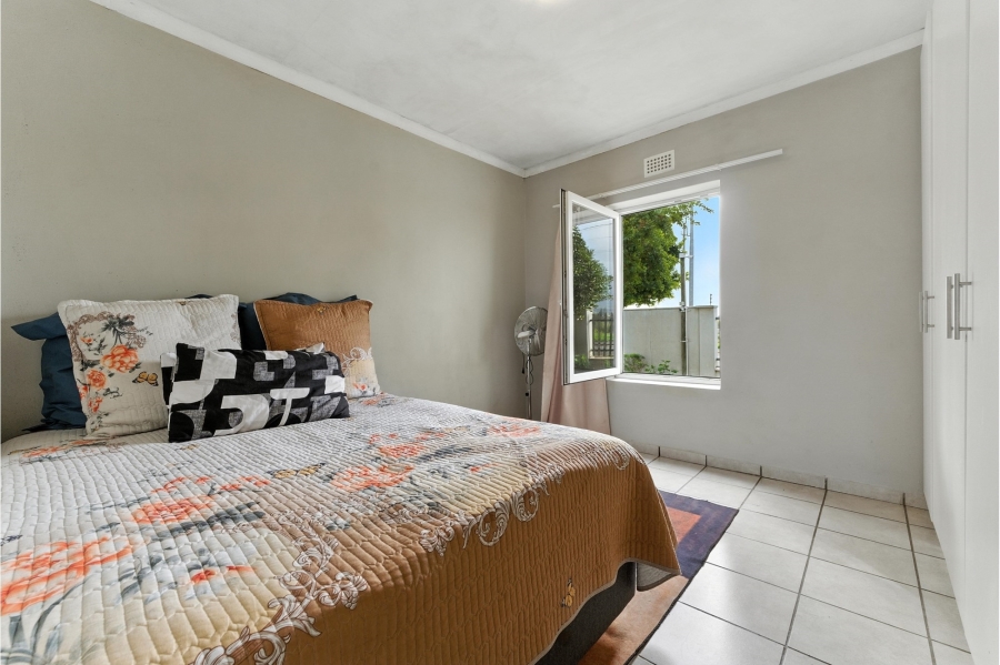 2 Bedroom Property for Sale in Klein Drakenstein Western Cape